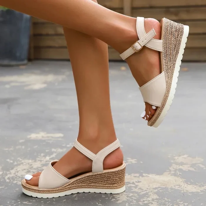 Lightweight Wedge Sandals