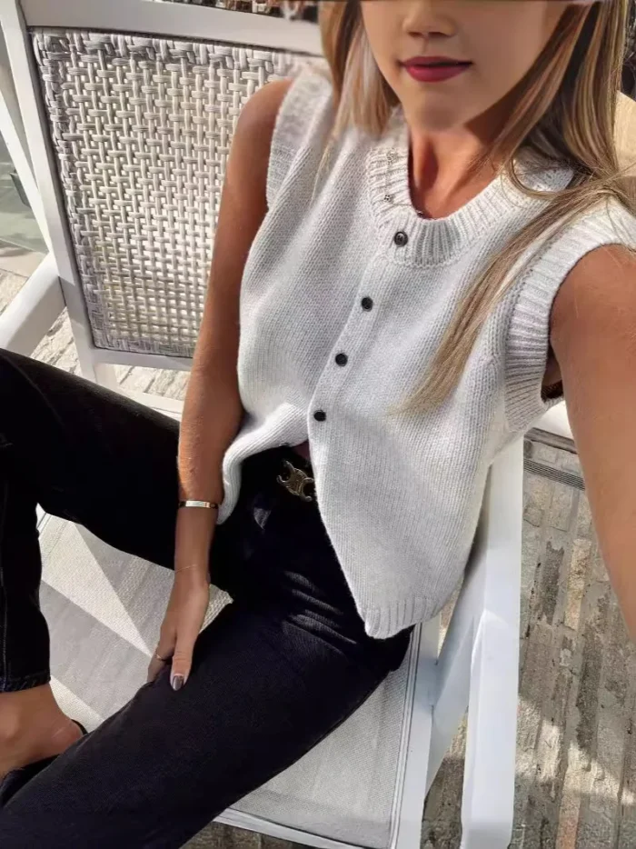 cable knit sweater vest